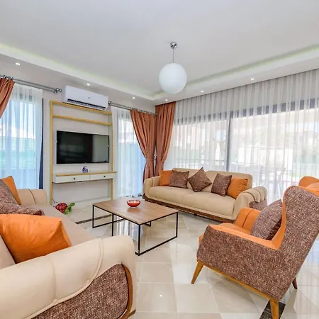 Impressive Villa With A Private Pool In Fethiye Βίλα