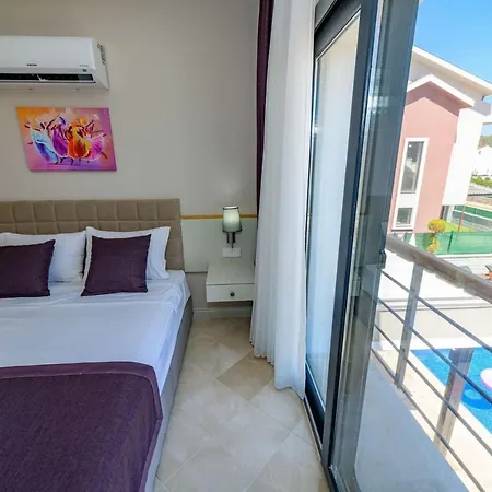 Impressive Villa With A Private Pool In Fethiye 빌라 *
